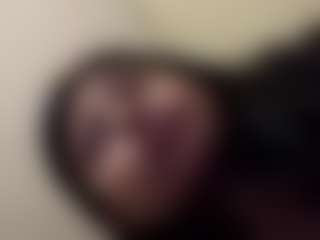 kumy2002's Live Sex Cam Show