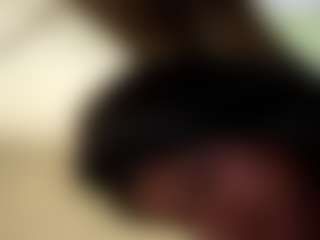 kumy2002's Live Sex Cam Show