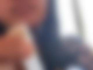 kumy2002's Live Sex Cam Show