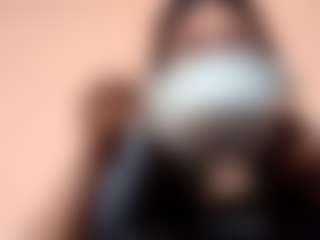 kumy2002's Live Sex Cam Show