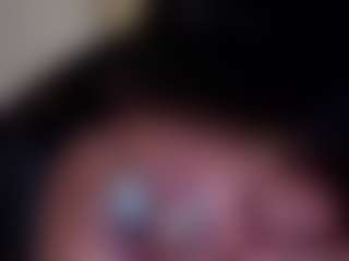 kumy2002's Live Sex Cam Show