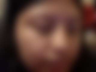 kumy2002's Live Sex Cam Show