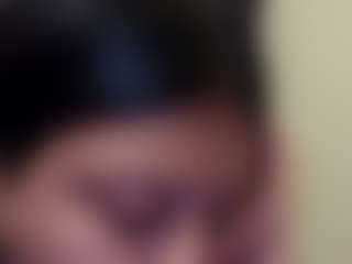 kumy2002's Live Sex Cam Show