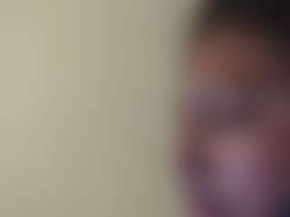 kumy2002's Live Sex Cam Show