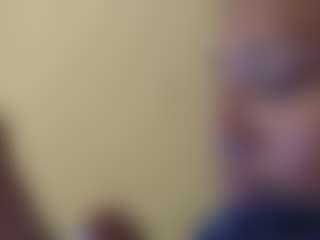 kumy2002's Live Sex Cam Show