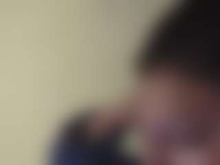 kumy2002's Live Sex Cam Show