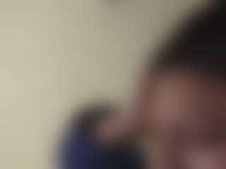 kumy2002's Live Sex Cam Show