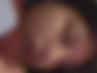 kumy2002's Live Sex Cam Show