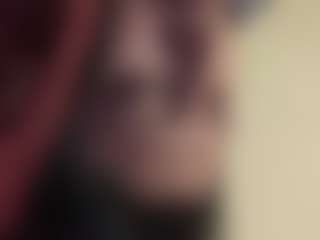 kumy2002's Live Sex Cam Show