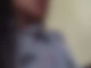 kumy2002's Live Sex Cam Show