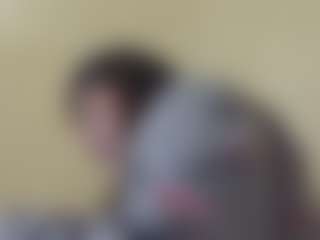 kumy2002's Live Sex Cam Show