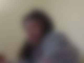 kumy2002's Live Sex Cam Show