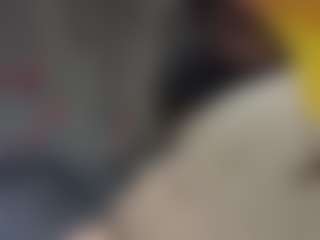 kumy2002's Live Sex Cam Show