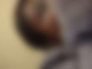 kumy2002's Live Sex Cam Show
