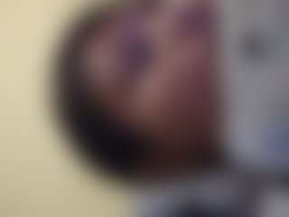 kumy2002's Live Sex Cam Show