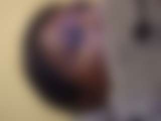 kumy2002's Live Sex Cam Show