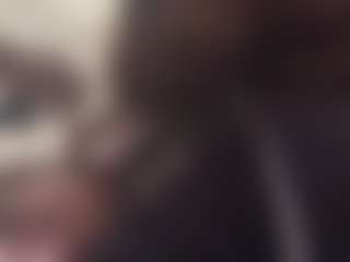 kumy2002's Live Sex Cam Show