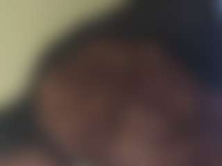 kumy2002's Live Sex Cam Show