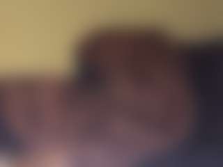 kumy2002's Live Sex Cam Show