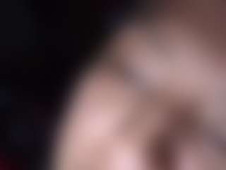 kumy2002's Live Sex Cam Show