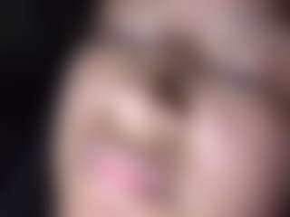 kumy2002's Live Sex Cam Show