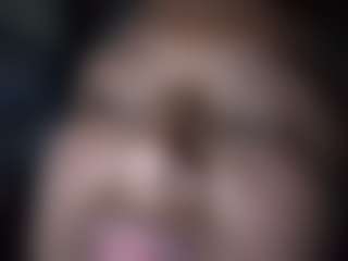 kumy2002's Live Sex Cam Show
