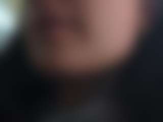 kumy2002's Live Sex Cam Show