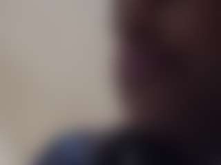 kumy2002's Live Sex Cam Show