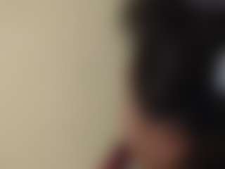 kumy2002's Live Sex Cam Show