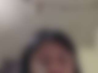 kumy2002's Live Sex Cam Show