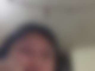 kumy2002's Live Sex Cam Show