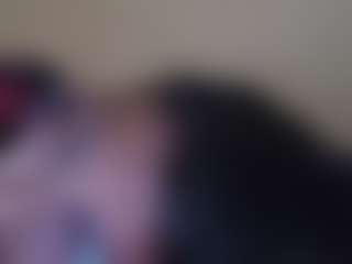 kumy2002's Live Sex Cam Show