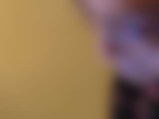 kumy2002's Live Sex Cam Show