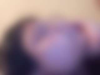 kumy2002's Live Sex Cam Show