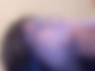 kumy2002's Live Sex Cam Show