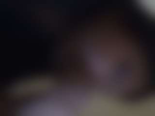 kumy2002's Live Sex Cam Show