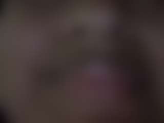 kumy2002's Live Sex Cam Show