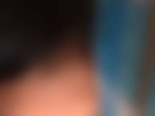 kumy2002's Live Sex Cam Show
