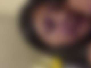 kumy2002's Live Sex Cam Show