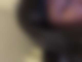 kumy2002's Live Sex Cam Show