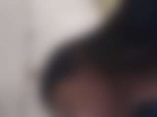 kumy2002's Live Sex Cam Show
