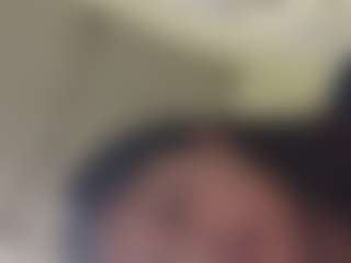 kumy2002's Live Sex Cam Show
