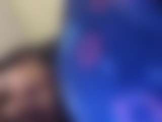 kumy2002's Live Sex Cam Show