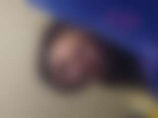 kumy2002's Live Sex Cam Show