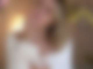 Live cam show with LunneaEvienne - Gray Eyes on slutload