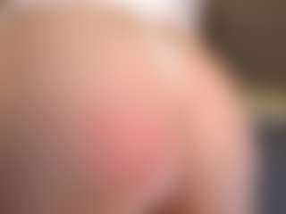 Live cam show with LunneaEvienne - Gray Eyes on Camsoda