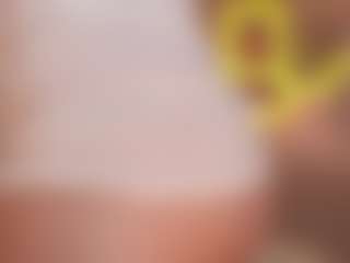 Live cam show with LunneaEvienne - Blonde Hair on Soda Cam