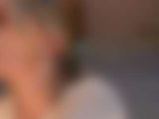 Live cam show with LunneaEvienne - Gray Eyes on Camsoda