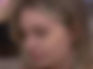 Live cam show with LunneaEvienne - Nipple Piercings on Uber Horny
