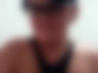 Live cam show with Madisonpalacio - Double Penetration on Chatstar